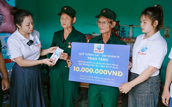 Dịch vụ khách hàng 24/7